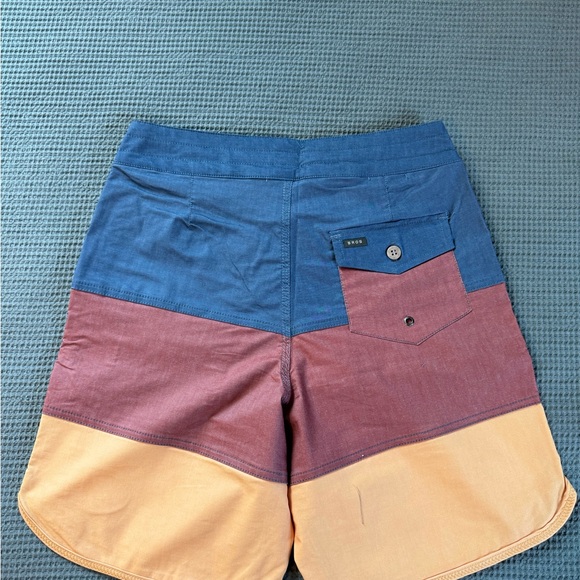 Howler Waveform Surf Trunk - Picture 5 of 7